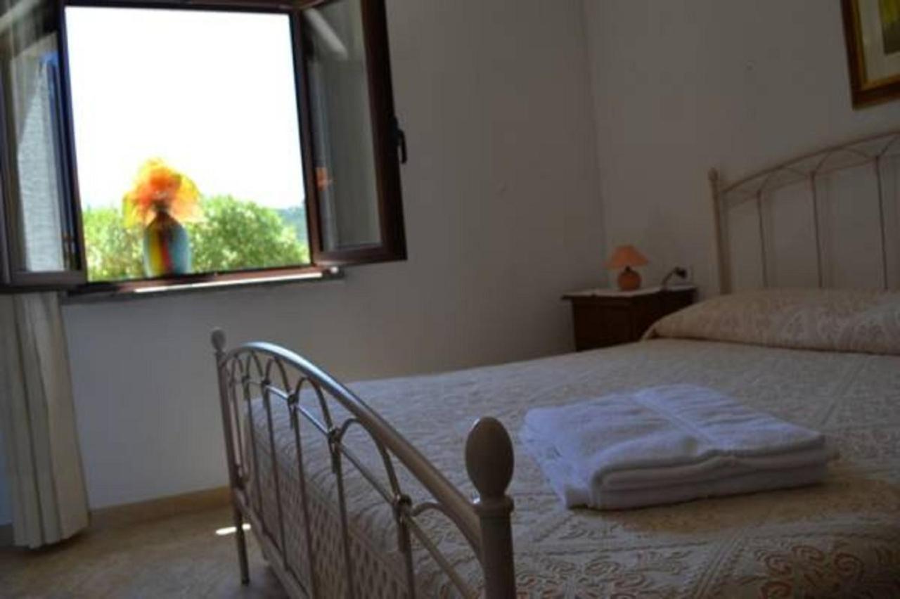 Agriturismo Lu Stabbiacciu Aglientu Exteriér fotografie
