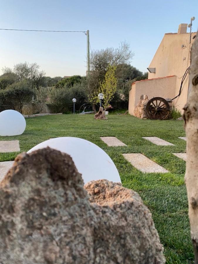 Agriturismo Lu Stabbiacciu Aglientu Exteriér fotografie