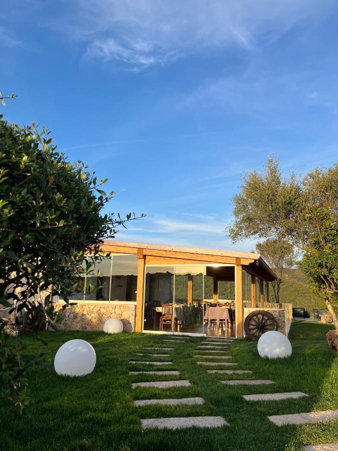 Agriturismo Lu Stabbiacciu Aglientu Exteriér fotografie